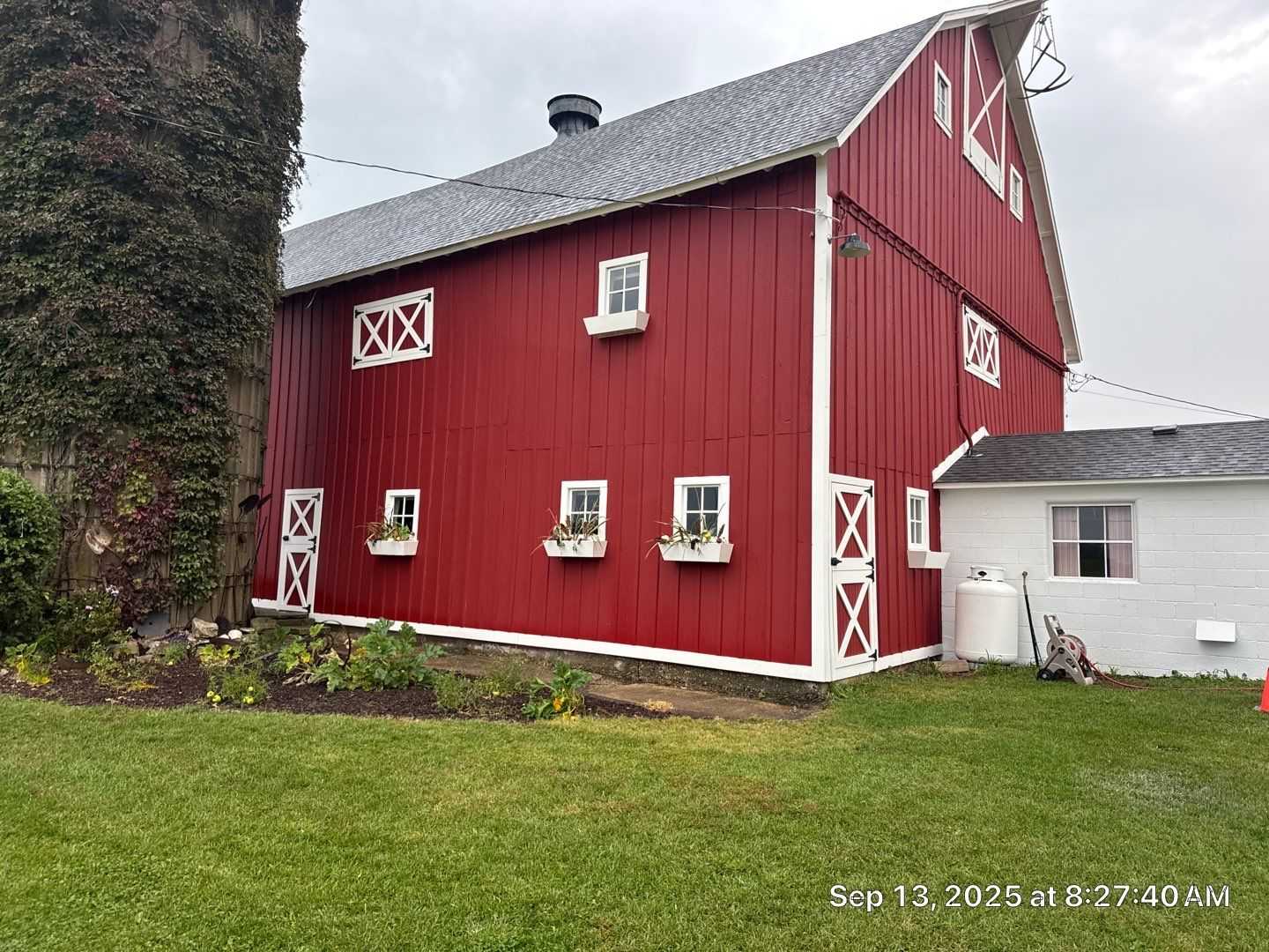 Front barn exterior view of Valparaiso barn restoration